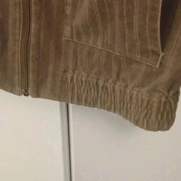Vintage  Corduroy Vest - Picture 6 of 8